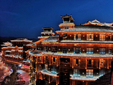 對樓體亮化施工時要如何對燈具進行檢查 對樓體亮化施工時要如何對燈具進行檢查